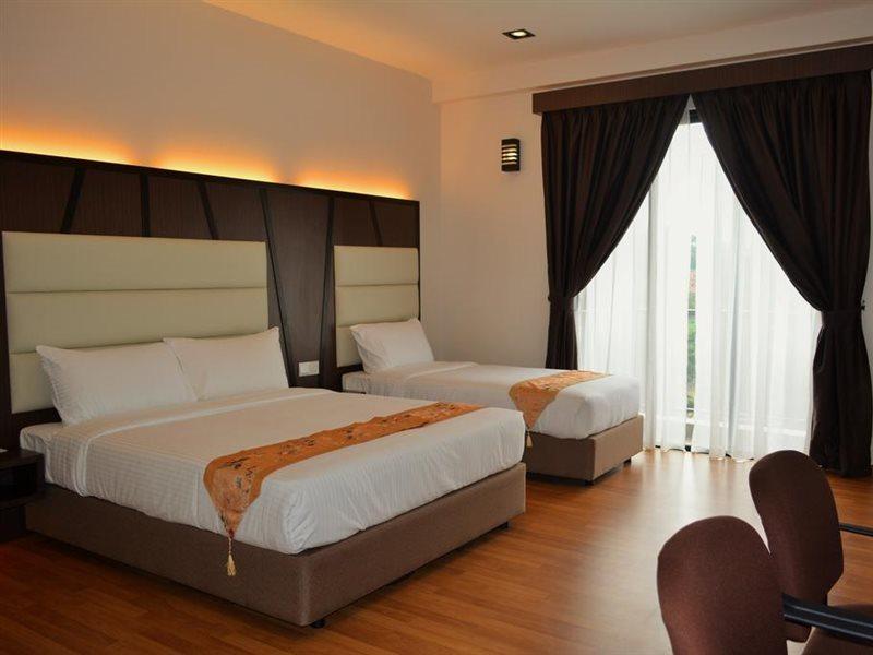 Hotel Grand Baron Taiping Exterior foto